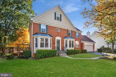 6338 Alderman Dr, Alexandria, VA 22315