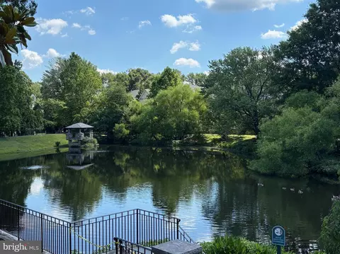 View/Area - 7212 Farm Meadow Ct, Mclean, VA 22101 photo 1 of 1