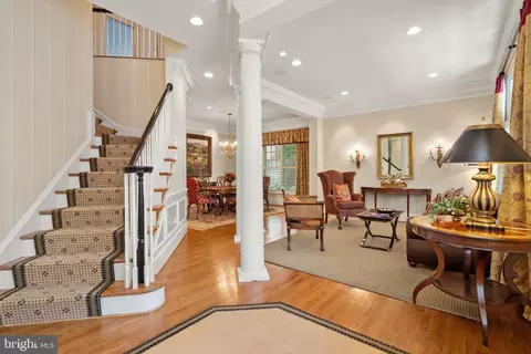Entry Way - 7212 Farm Meadow Ct, Mclean, VA 22101 photo 1 of 3