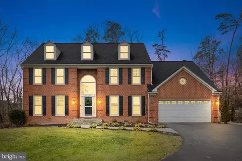 15067 Brown Post Ln, Centreville, VA 20121