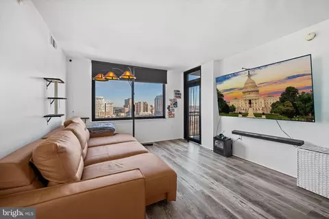 2451 Midtown Ave #1501, Alexandria, VA 22303