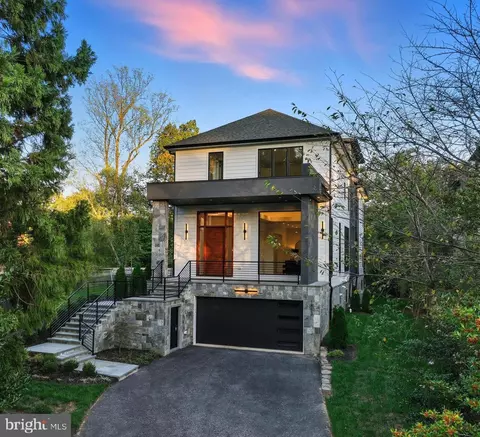 1853 Massachusetts Ave, Mclean, VA 22101