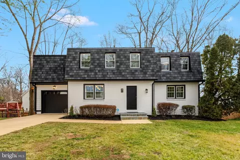 5203 Mornington Ct, Fairfax, VA 22032