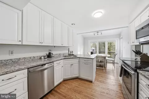 Kitchen - 7319 Westmore Dr, Springfield, VA 22150 photo 3 of 4