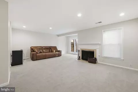 Living - 7319 Westmore Dr, Springfield, VA 22150 photo 1 of 1