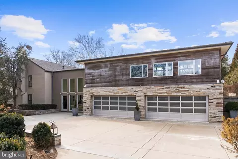 Exterior - 3022 Fox Mill Rd, Oakton, VA 22124 photo 10 of 38