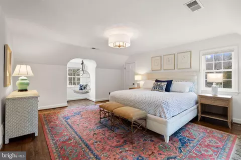 Bedroom - 3022 Fox Mill Rd, Oakton, VA 22124 photo 4 of 7