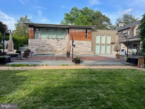 Exterior - 3022 Fox Mill Rd, Oakton, VA 22124 photo 12 of 38