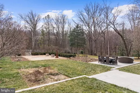 Exterior - 3022 Fox Mill Rd, Oakton, VA 22124 photo 8 of 38