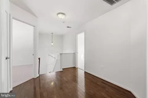 8431 Ambrose Ct, Springfield, VA 22153 photo 20