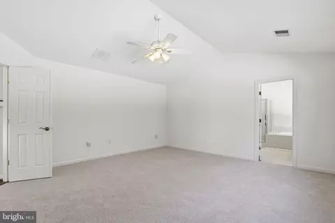 8431 Ambrose Ct, Springfield, VA 22153 photo 21