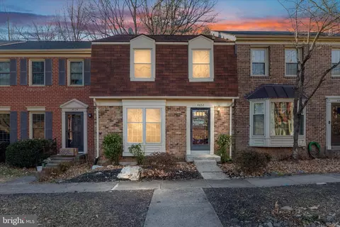 4432 Chase Park Ct, Annandale, VA 22003