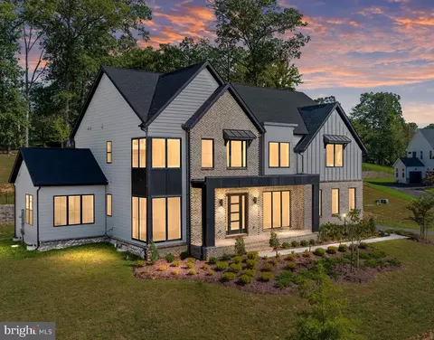 3557 Orchid Pond Way, Oakton, VA 22124