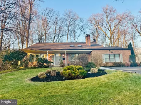 9200 Coronado Ter, Fairfax, VA 22031