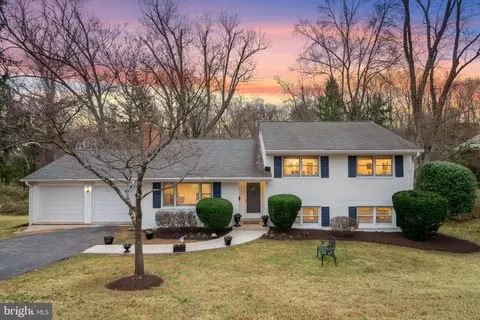 1101 Dead Run Dr, Mclean, VA 22101