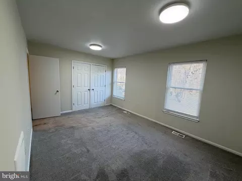 Bedroom - 6427 Old Scotts Ct, Springfield, VA 22152 photo 1 of 5