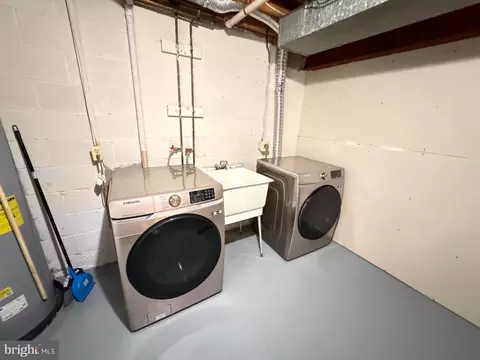 Other - 6427 Old Scotts Ct, Springfield, VA 22152 photo 6 of 6