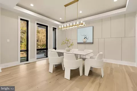 Dining - 6935 Southridge Dr, Mclean, VA 22101 photo 2 of 6