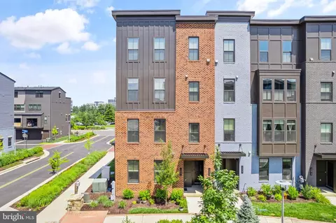 12921 Sunrise Ridge Aly #69, Herndon, VA 20171