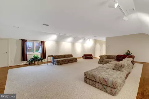 Other - 6304 Dunaway Ct, Mclean, VA 22101 photo 13 of 16