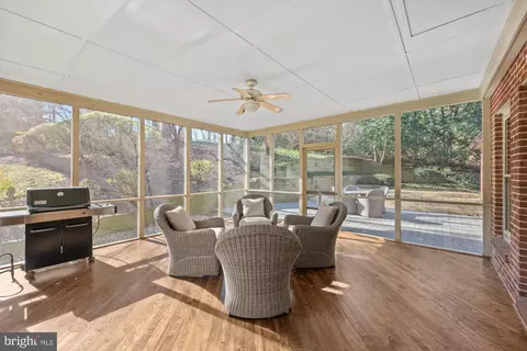 Exterior - 1109 Old Cedar Rd, Mclean, VA 22102 photo 3 of 10