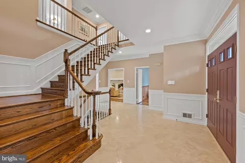 Entry Way - 1109 Old Cedar Rd, Mclean, VA 22102 photo 2 of 4