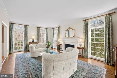 Living - 1109 Old Cedar Rd, Mclean, VA 22102 photo 4 of 4