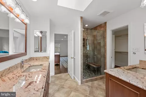 Entry Way - 1109 Old Cedar Rd, Mclean, VA 22102 photo 4 of 4