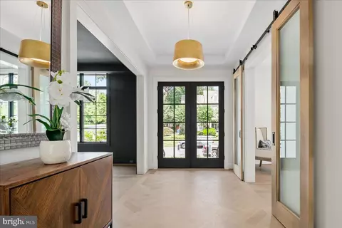 Entry Way - 7011 Elizabeth Dr, Mclean, VA 22101 photo 1 of 8