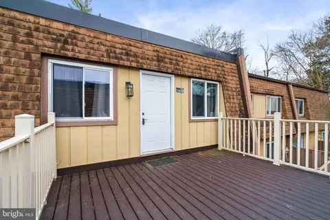 7940 Sausalito Pl #24 E, Alexandria, VA 22309