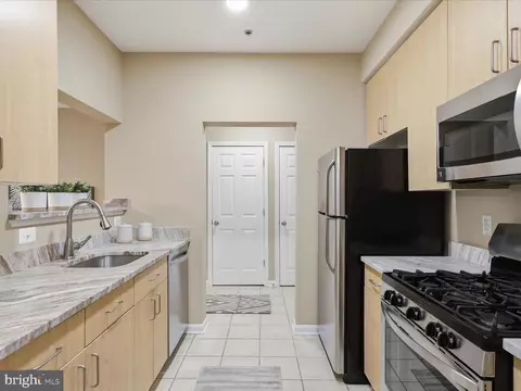 Kitchen - 1851 Stratford Park Pl #115, Reston, VA 20190 photo 1 of 2