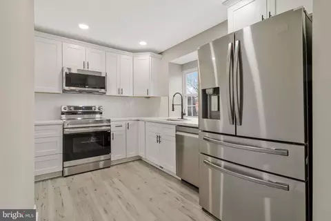 7269 Evanston Rd, Springfield, VA 22150 photo 4