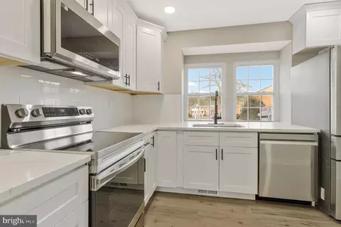 7269 Evanston Rd, Springfield, VA 22150 photo 8