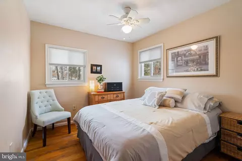 6102 Sherborn Ln, Springfield, VA 22152 photo 23