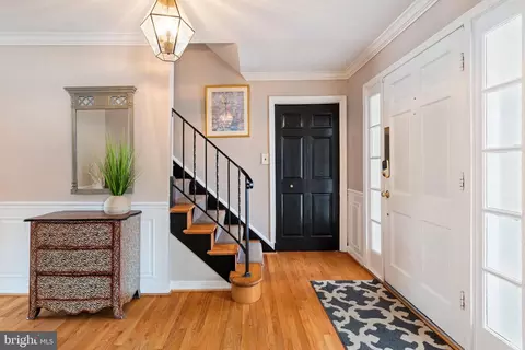 6102 Sherborn Ln, Springfield, VA 22152 photo 5