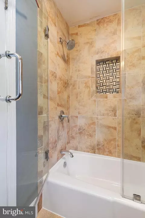 6102 Sherborn Ln, Springfield, VA 22152 photo 36