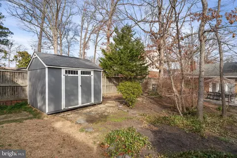 6102 Sherborn Ln, Springfield, VA 22152 photo 39