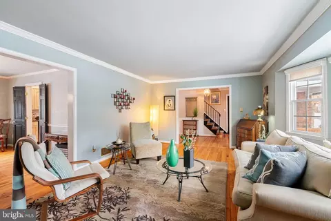 6102 Sherborn Ln, Springfield, VA 22152 photo 8