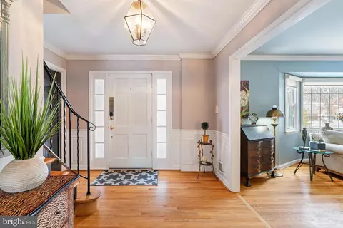 6102 Sherborn Ln, Springfield, VA 22152 photo 6
