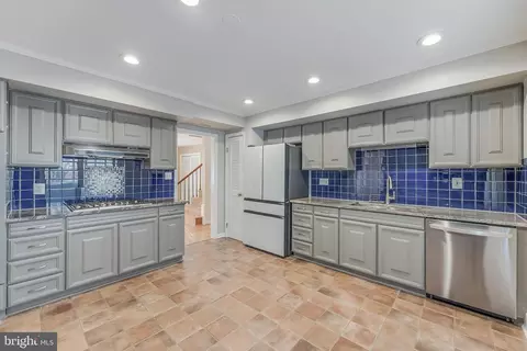 Kitchen - 6161 Hardy Dr, Mclean, VA 22101 photo 2 of 4