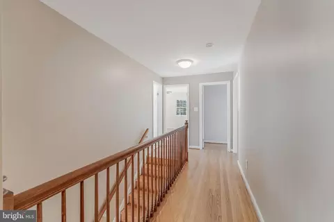 Entry Way - 6161 Hardy Dr, Mclean, VA 22101 photo 5 of 6
