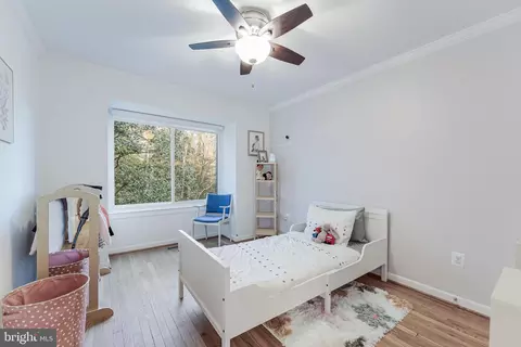 Bedroom - 2002 Golf Course Dr, Reston, VA 20191 photo 1 of 11