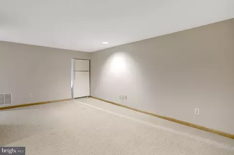 Living - 8705 Side Saddle Rd, Springfield, VA 22152 photo 7 of 7