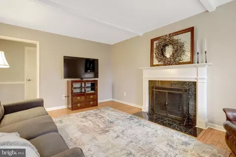Living - 8705 Side Saddle Rd, Springfield, VA 22152 photo 3 of 7