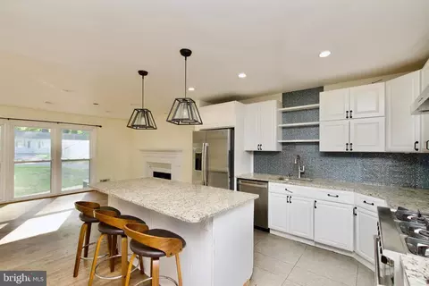 7538 Axton St, Springfield, VA 22151 photo 9
