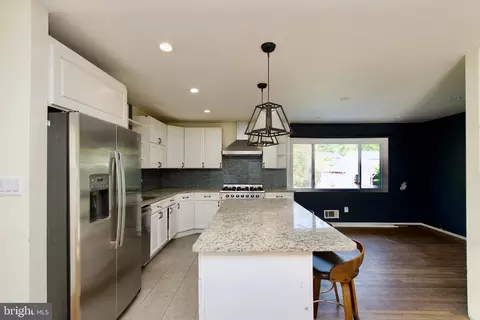 7538 Axton St, Springfield, VA 22151 photo 8