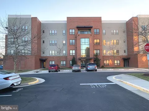 8970 Fascination Ct #111, Lorton, VA 22079