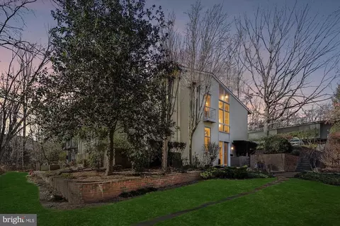 11487 Waterview Cluster Cluster, Reston, VA 20190