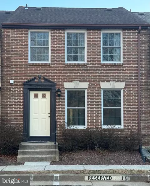 2903 Montauk Ct, Falls Church, VA 22042