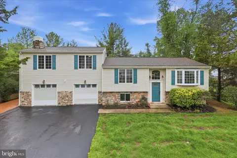 Exterior - 12821 Pinecrest Rd, Herndon, VA 20171 photo 2 of 8